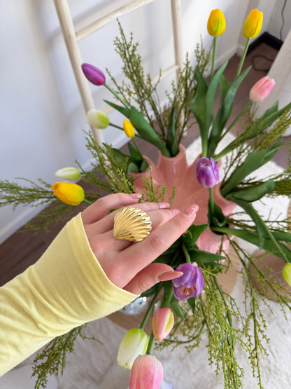 Shell & sunlight ring