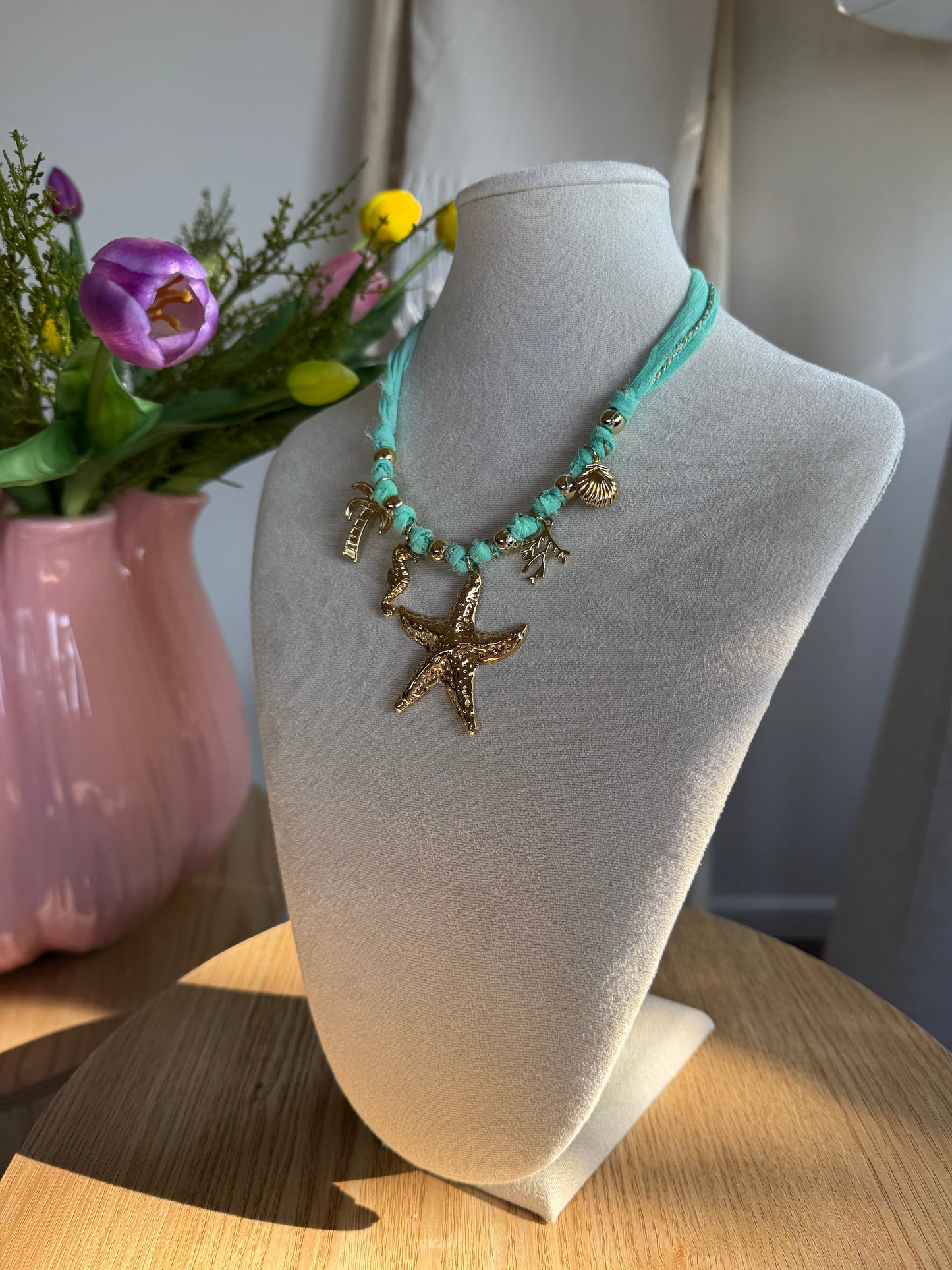 Coral star necklace