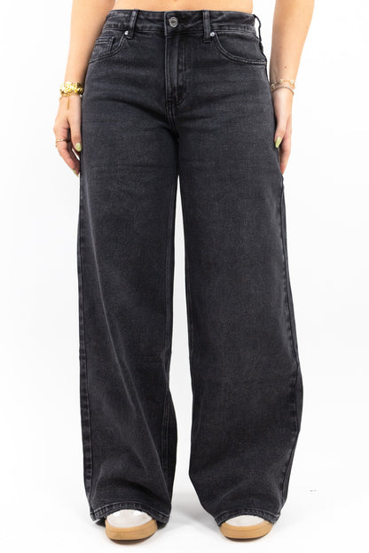 Baggy Fit Wide Leg Jeans