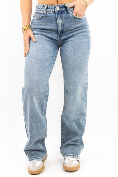 The Essential Wide Leg Jeans