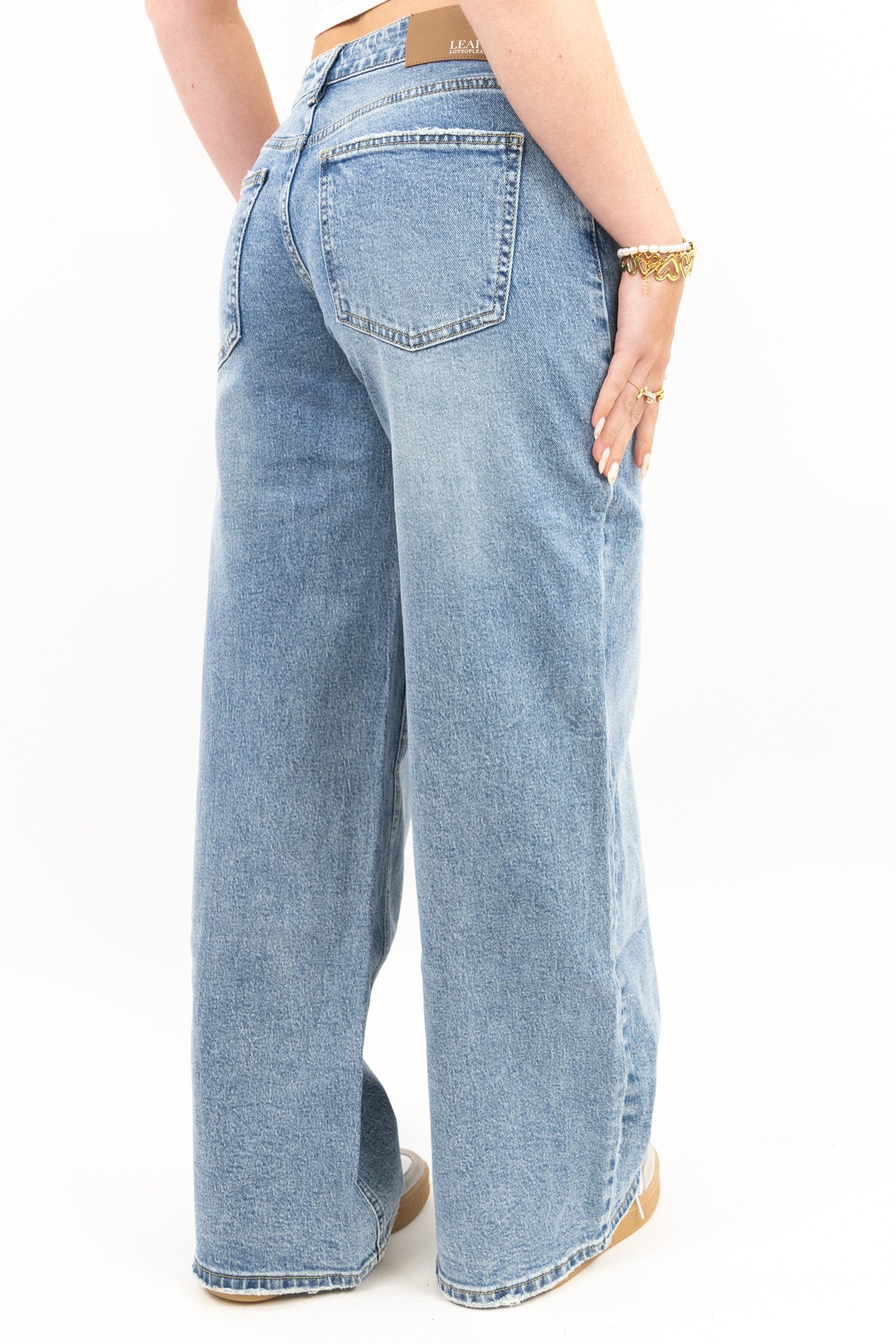 Baggy Fit Wide Leg Jeans