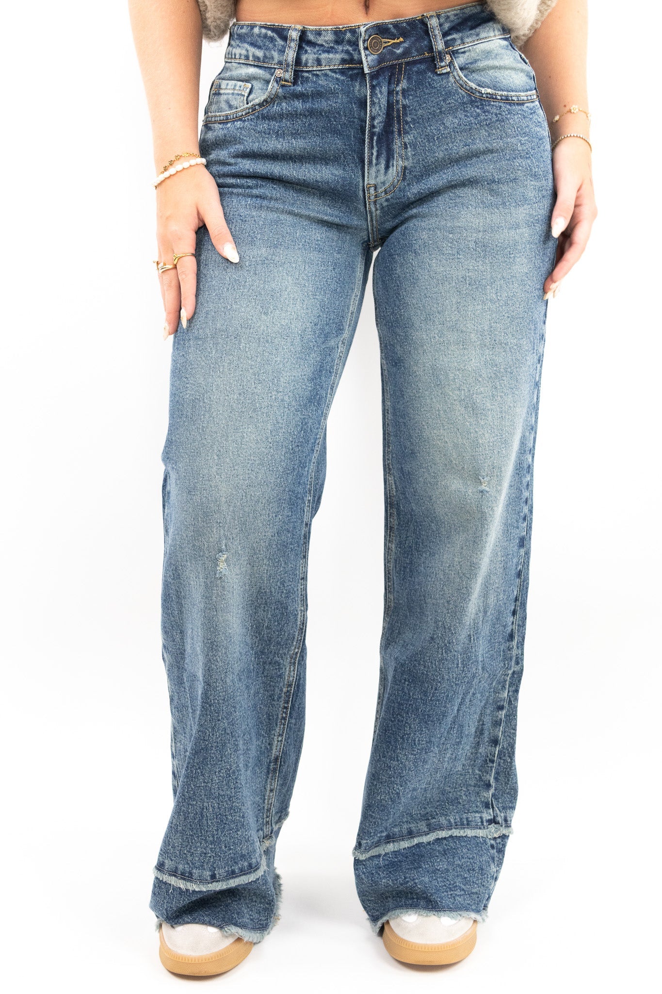 Raw Edge Wide Jeans