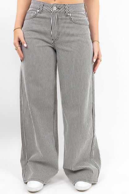 Striped Baggy Jeans